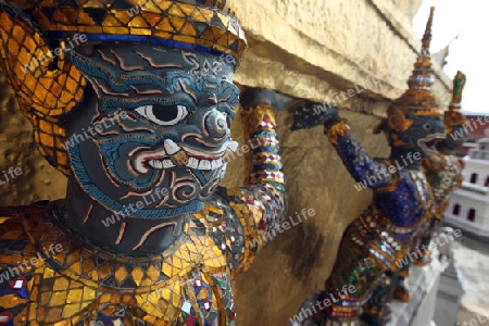 Eine Ramakien Figur im inneren des Wat Phra Keo im Tempelgelaende beim Koenigspalast im Historischen Zentrum der Hauptstadt Bangkok in Thailand. 