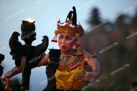 Asien, Suedost, Indonesien, Bali, Insel, Uluwatu, Tempel, Abend, Kecak Tanz, Theater,  (Urs Flueeler) 