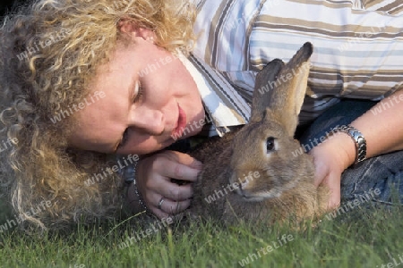 Osterhase mit Maria