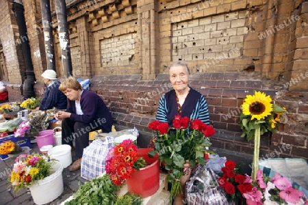 The Flower Market in the old City of Warsaw in Poland, East Europe.