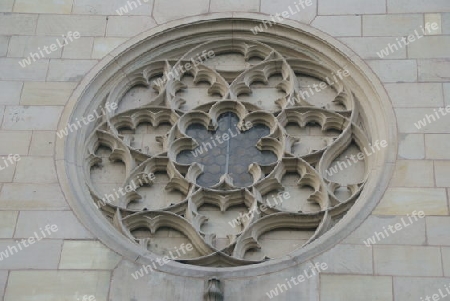 Kirchenfenster mit Bleischeiben und Ornamente