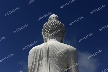 Der Grosse Buddha im Wat Chalong in den Bergen im sueden der Insel Phuket im sueden von Thailand in Suedostasien.