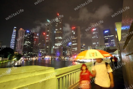 Die Skyline im Bankenviertel am Boat Quay von Singapur im Inselstaat Singapur in Asien.