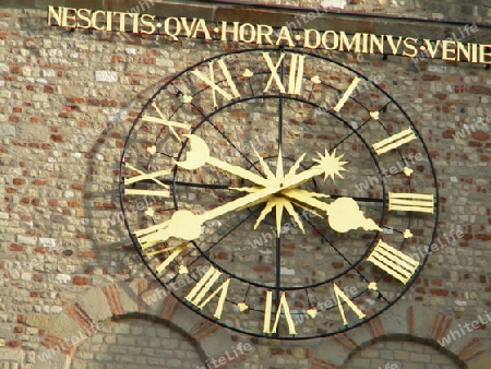 Uhr