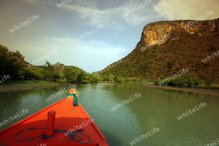 Die Fluss Landschaft des Khao Sam Roi Yot Nationalpark am Golf von Thailand im Suedwesten von Thailand in Suedostasien. 