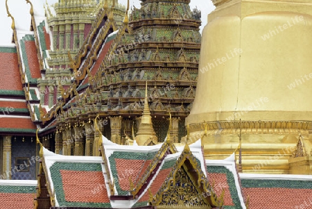 Die Tempelanlage des Wat Phra Kaew in der Hauptstadt Bangkok von Thailand in Suedostasien.