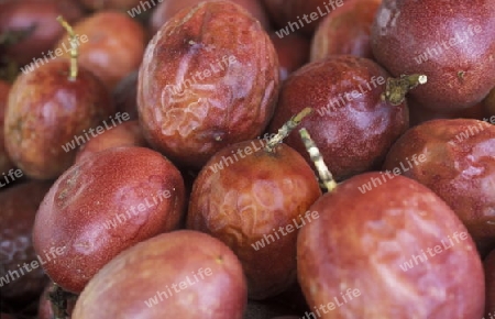 Paissionfruit on a Market on the Island of La Reunion in the Indian Ocean in Africa.