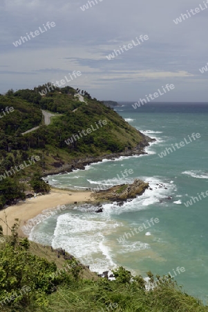 Ein Strand in Hat Nai Harn im sueden der Insel Phuket im sueden von Thailand in Suedostasien.