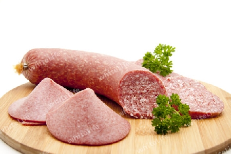 Salami mit Knoblauchwurst