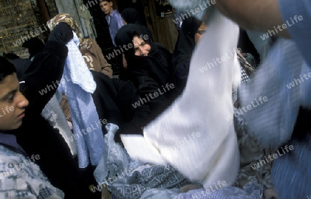 Auf dem Souq oder Markt in der Altstadt von Damaskus in der Hauptstadt von Syrien.