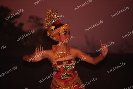 Asien, Suedost, Indonesien, Bali, Insel, Uluwatu, Tempel, Abend, Kecak Tanz, Theater,  (Urs Flueeler) 