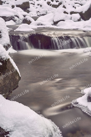 Kleiner Wasserfall