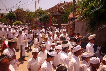 Asien, Suedost, Indonesien, Bali, Nusa Lembongan, Insel, Dorf, Fest, Religion, Hindu, Zeremonie, Kultur,    (Urs Flueeler) 