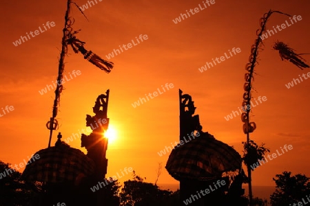 Asien, Suedost, Indonesien, Bali, Insel, Uluwatu, Tempel, Abend, Sonnenuntergang  (Urs Flueeler) 