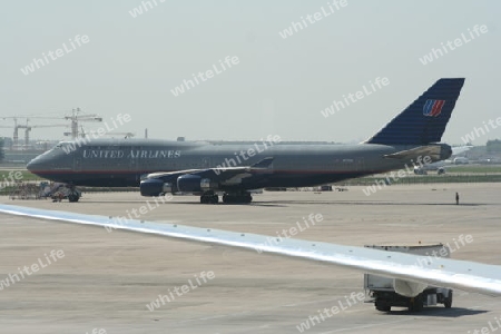 Boeing 747 der United Airlines auf dem Internationalen Flughafen Peking