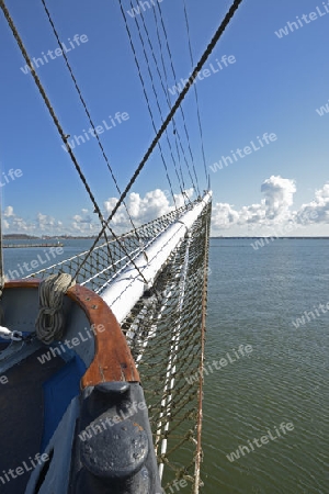 Bug der Gorch Fock I ,  im alten Hafen,   Hansestadt Stralsund, Unesco Weltkulturerbe, Mecklenburg Vorpommern, Deutschland, Europa