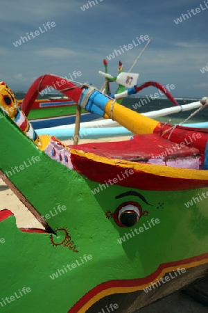 Asien, Suedost, Indonesien, Bali, Insel, Sanur, Strand, Beach, Fischerboot, Kultur, Holzboot,   (Urs Flueeler) 