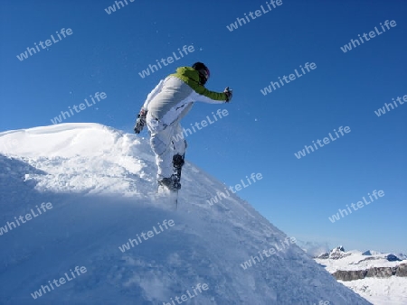 Snowboarder