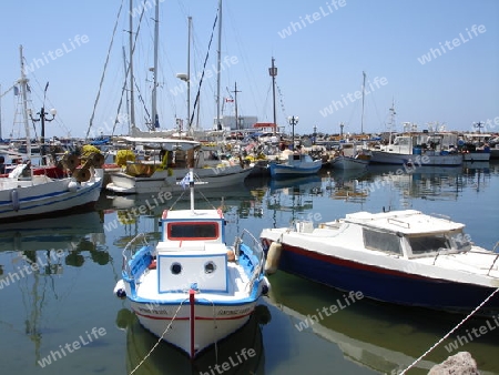 Hafen auf Santorin