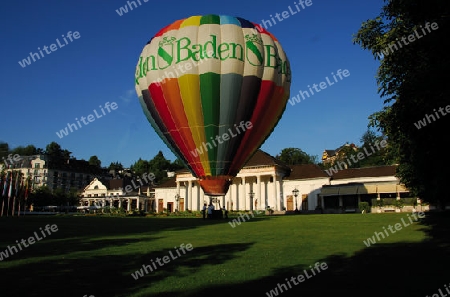 Hei?luftballon vor dem Kurhaus Baden-Baden