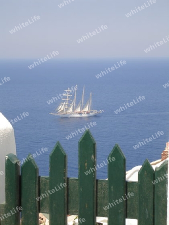 Segelschiff bei Santorin