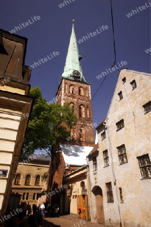 Europa, Osteuropa, Baltikum, Lettland, Riga, Hauptstadt, Altstadt, Kirche, Kirchturm
Die Petrikirche am Rathausplatz in der Altstadt von Riga der Hauptstadt von Lettland im Baltikum und Osteuropa.    