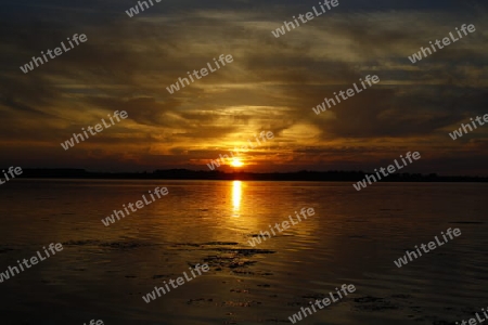 Sonnenuntergang ?ber dem Salzhaff 3