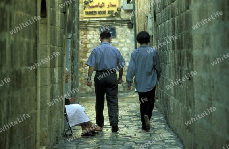 Eine Gasse in der Stadt Hama im Zentrum von Syrien im Nahen Osten.