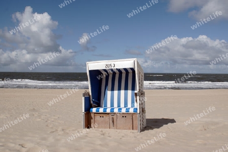 Strandkorb am Strand von Sylt