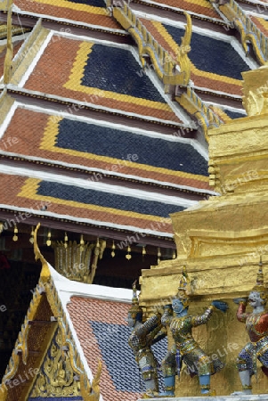 Die Tempelanlage des Wat Phra Kaew in der Hauptstadt Bangkok von Thailand in Suedostasien.