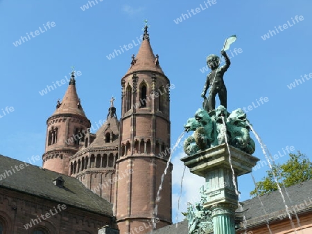 Brunnen am Dom in Worms