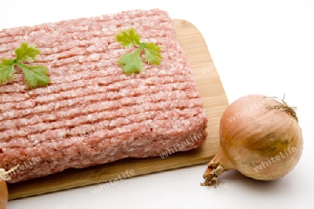 Hackfleisch mit Zwiebel