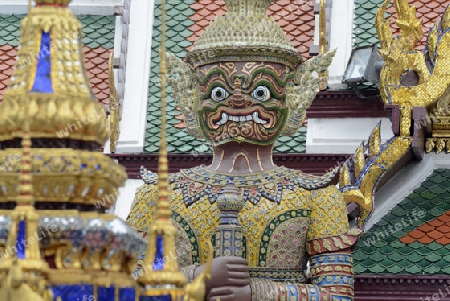 Die Tempelanlage des Wat Phra Kaew in der Hauptstadt Bangkok von Thailand in Suedostasien.