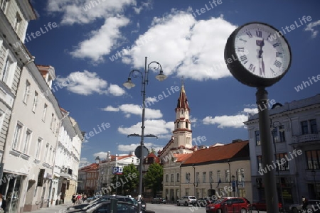 The old Town of the City Vilnius with a church and the Johanneschurch  in the Baltic State of Lithuania,  