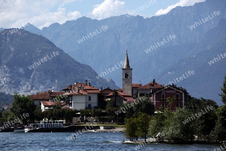 The isalnd of Isla Pescatori on the Lago maggiore in the Lombardia  in north Italy. 