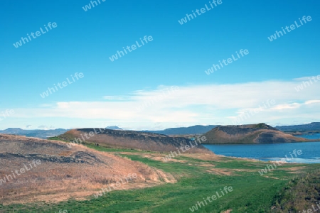 Der Nordosten Islands, Blick auf die Pseudo-Krater am Nord-Ost-Ufer des Myvatn-See 