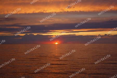 Sonnenuntergang ?ber der Ostsee 2