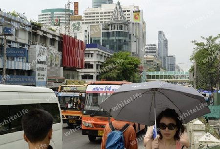 Die Innenstadt um Pratunam in der Hauptstadt Bangkok von Thailand in Suedostasien.