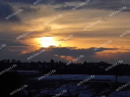 Sonnenuntergang in Backnang/Sachsenweiler im Winter