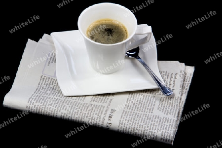 Kaffe mit Zeitung