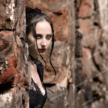 Portrait in Ruine