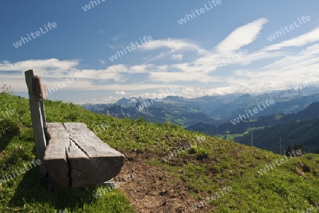 Holzbank auf der Rigi