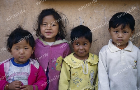 Kinder in Nepal