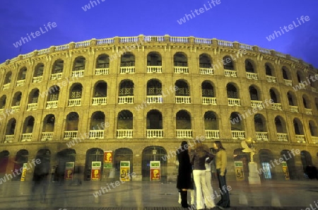 Das Stierkampf Stadion mit dem Plaza de Toros in der Innenstadt von Valencia, Spanien.