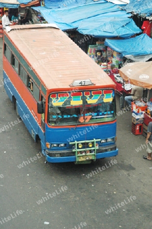 bus jakarta