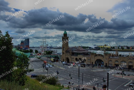 Blick vom Stintfank ?ber den Hamburger Hafen