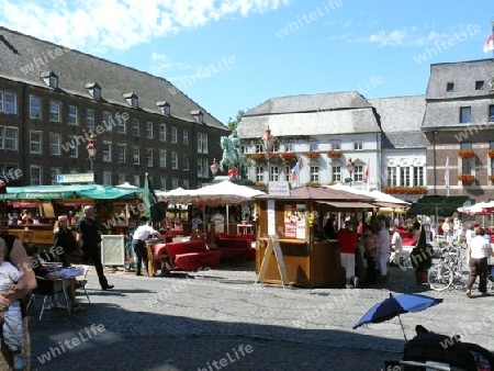 D?sseldorfer Rathaus-Markt