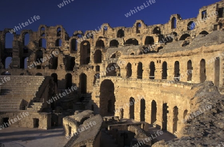 Das Kolloseum in El Jem im zentralen Tunesien in Nordafrika.