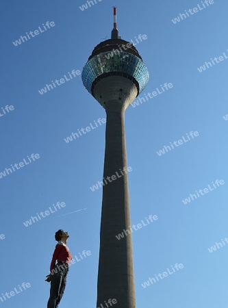 Rheinturm D?sseldorf