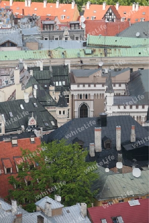 Das Stadtpanorama ueber die Altstadt von Riga der Hauptstadt